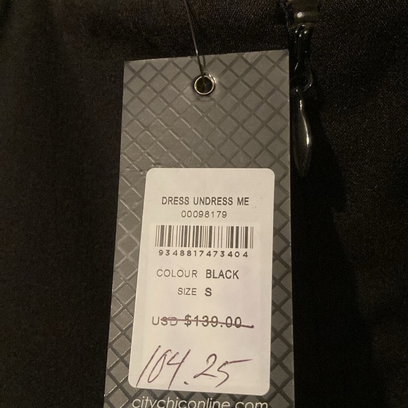 City Chic Trendy Plus Size Audacious Caged Dress NWT - Picture 6 of 6